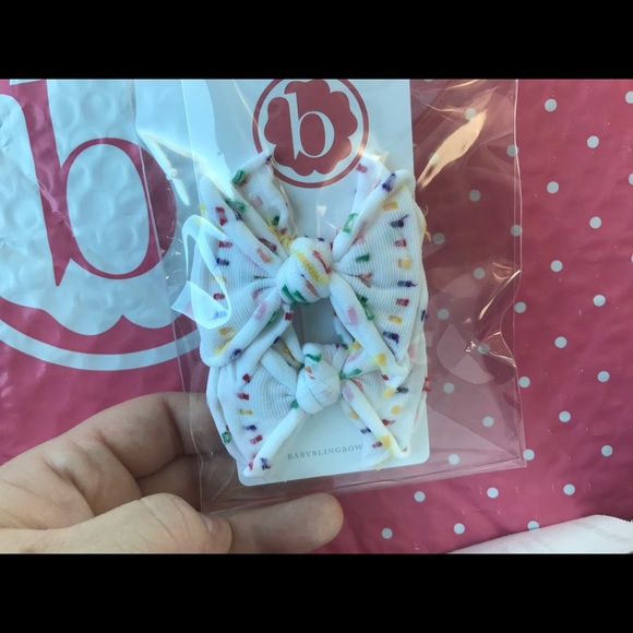 Baby bling bow birthday clips - Picture 1 of 2